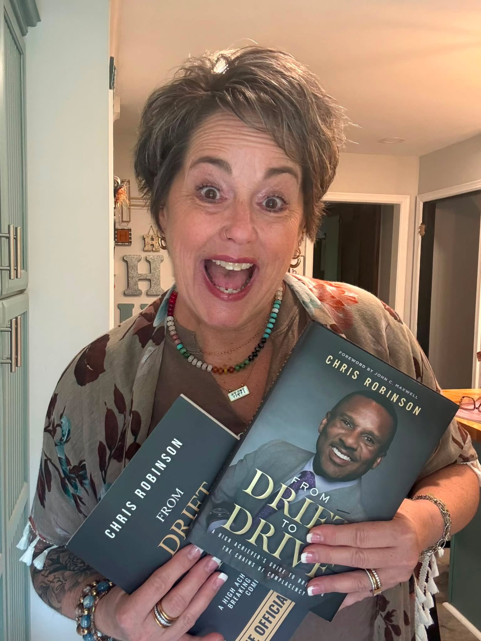 🔗Jewelry may be what I sell… BUT personal growth is one of the greatest gifts this business has given me.

Excited to dig into “From Drift to Drive” with my incredible upline and chat twice a month on how to apply it to our life & business! Always growing. Always learning. 

👉🏼That’s what this business is really about, too.